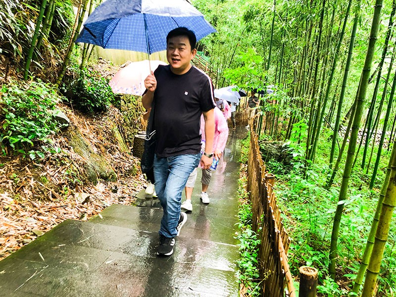 麻豆天美国产一区二区公司團建活動